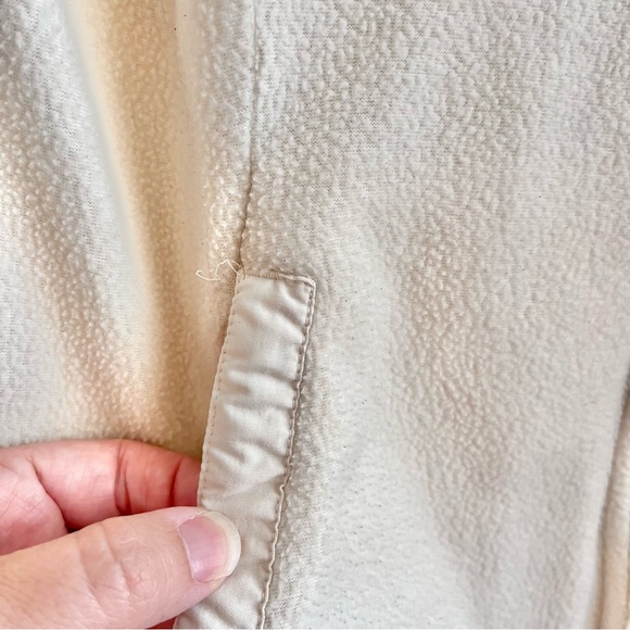 Patagonia fleece zip up hoodie jacket white cream women’s sz. Medium pockets - Picture 5 of 6